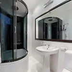 Reno Hotell 4*