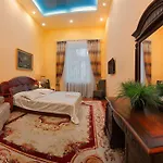 рено Готель 4*