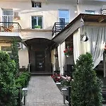 Reno 4* Odessza