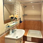 Reno 4*