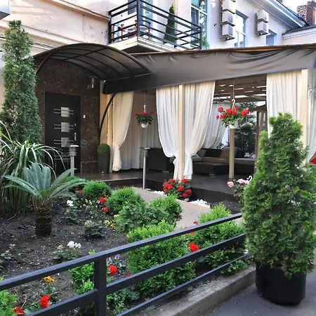 Готель рено 4*