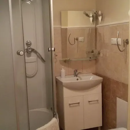 Otel Reno 4*