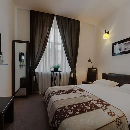 Reno Otel 4*