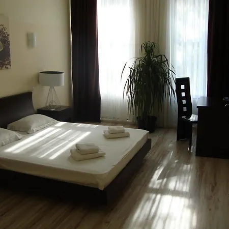 Reno Hotel 4*